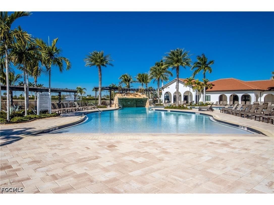 12048 Hawthorn Lake Drive #101 Fort Myers FL 33913 2026014381 image36