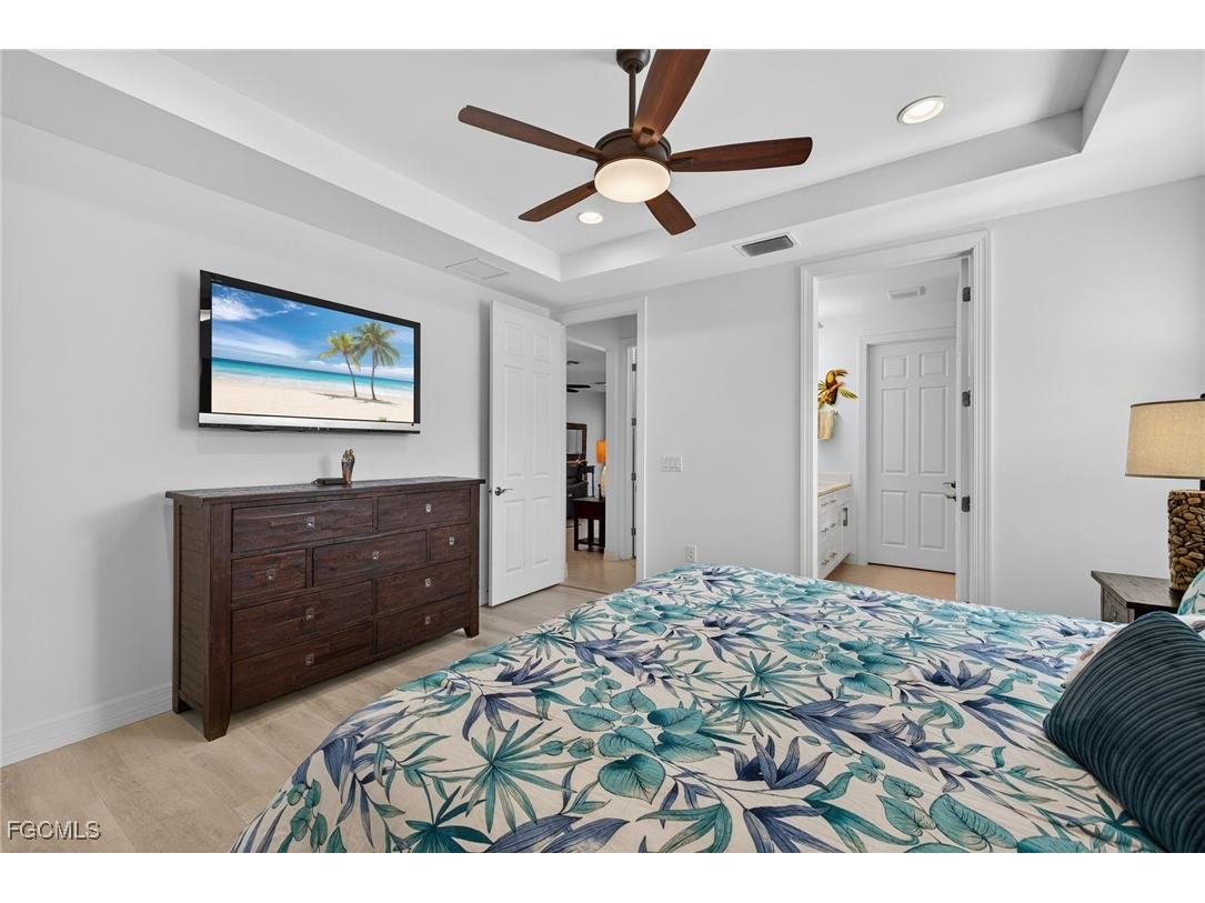 12048 Moorhouse Place Fort Myers FL 33913 2025026233 image15