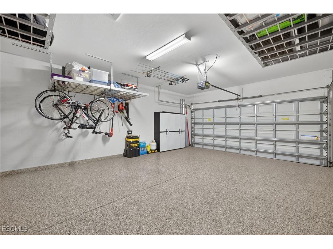 12048 Moorhouse Place Fort Myers FL 33913 2025026233 image24