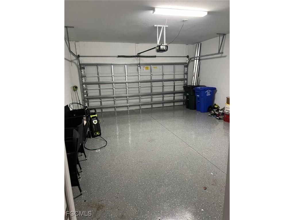 12048 Westmoreland Way Fort Myers FL 33913 2025021950 image25