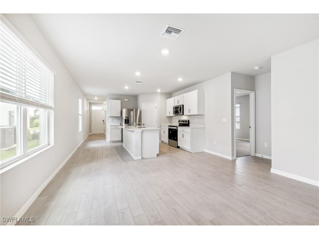 1205 Brooklands Drive Fort Myers FL 33905 226002304 image2