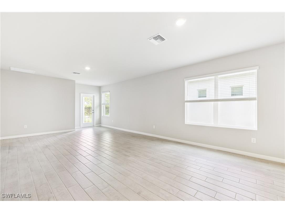 1205 Brooklands Drive Fort Myers FL 33905 226002304 image4