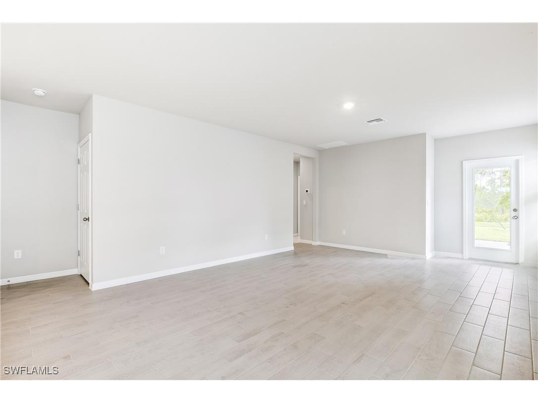 1205 Brooklands Drive Fort Myers FL 33905 226002304 image5