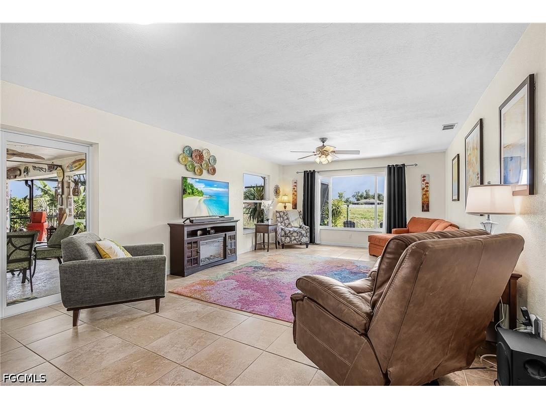 1205 NE 11th Terrace Cape Coral FL 33909 2026025460 image22