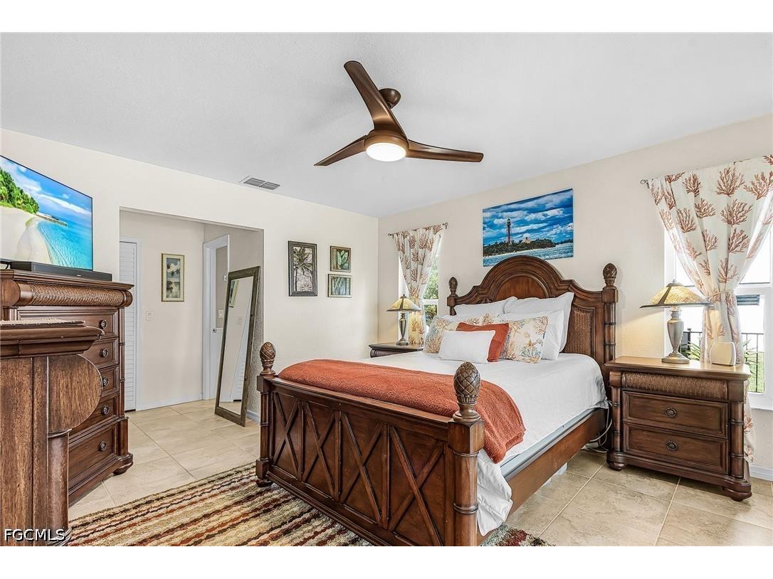 1205 NE 11th Terrace Cape Coral FL 33909 2026025460 image32