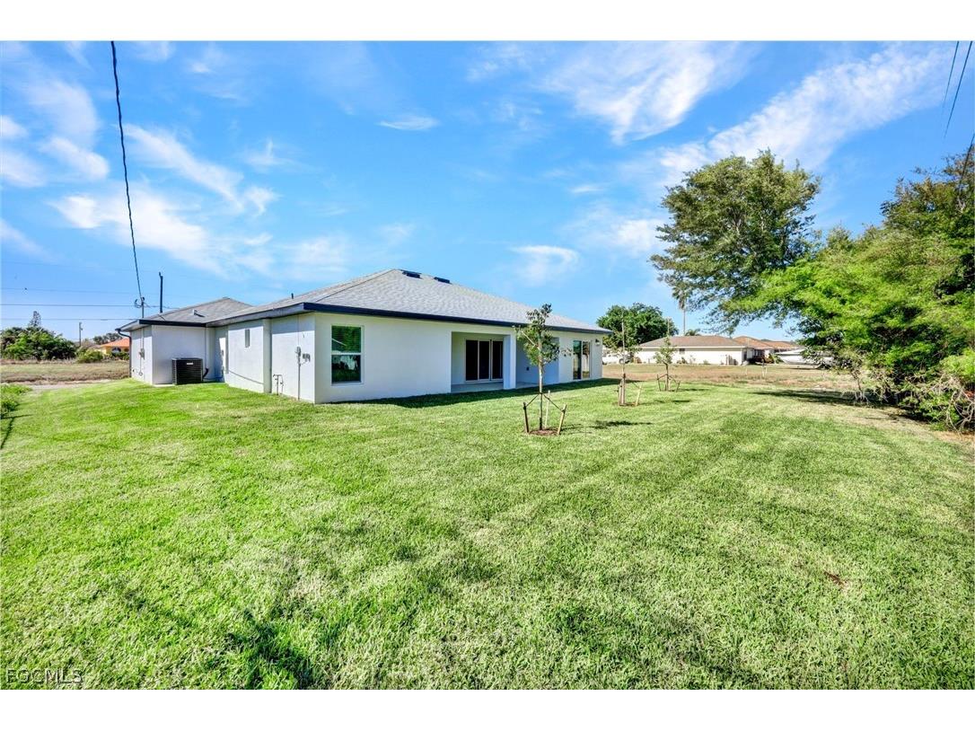 1205 NE 12th Street Cape Coral FL 33909 2026013879 image28