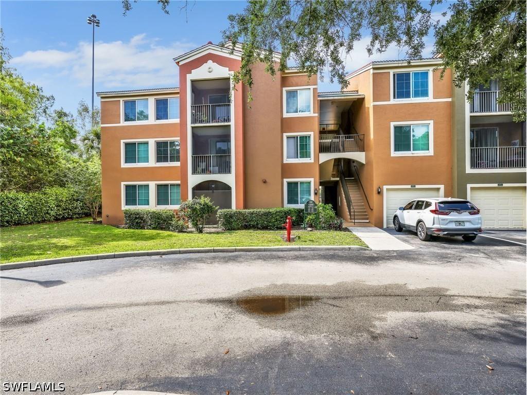 1205 Reserve Way #302 Naples FL 34105 226019655 image3