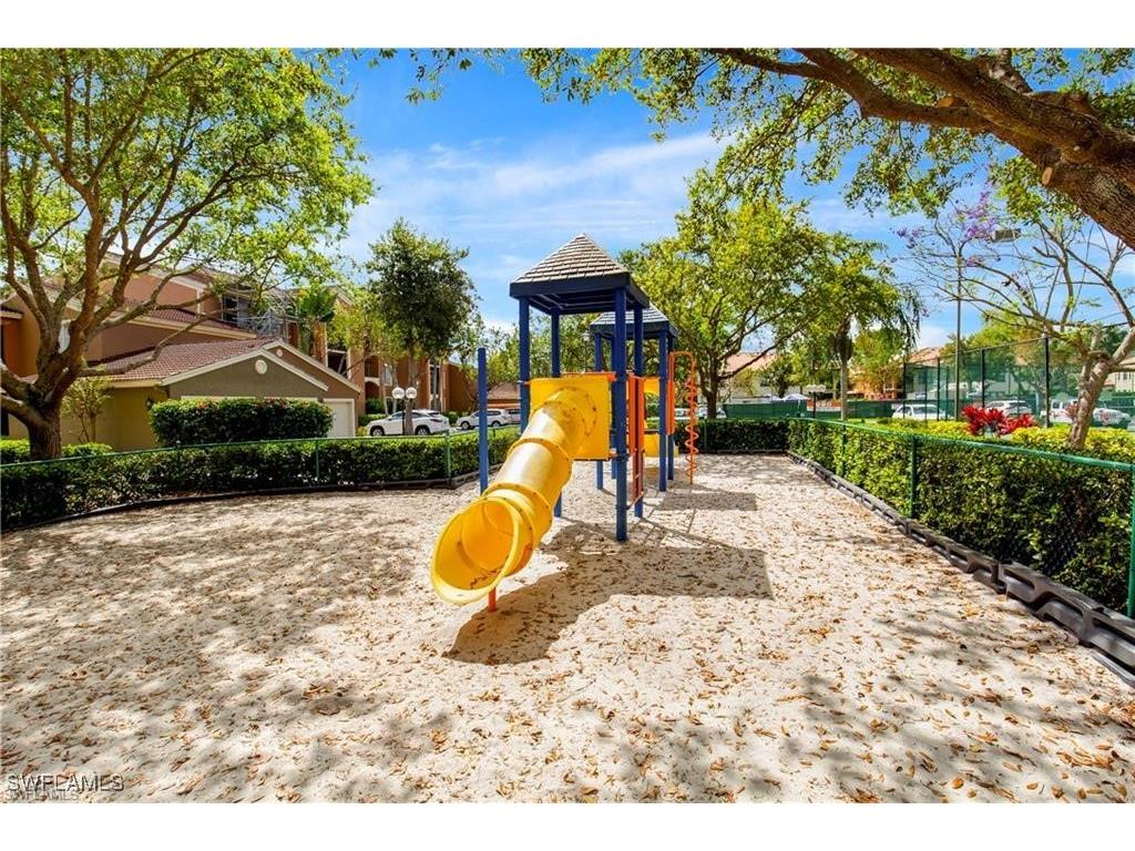 1205 Reserve Way #308 Naples FL 34105 225072609 image20