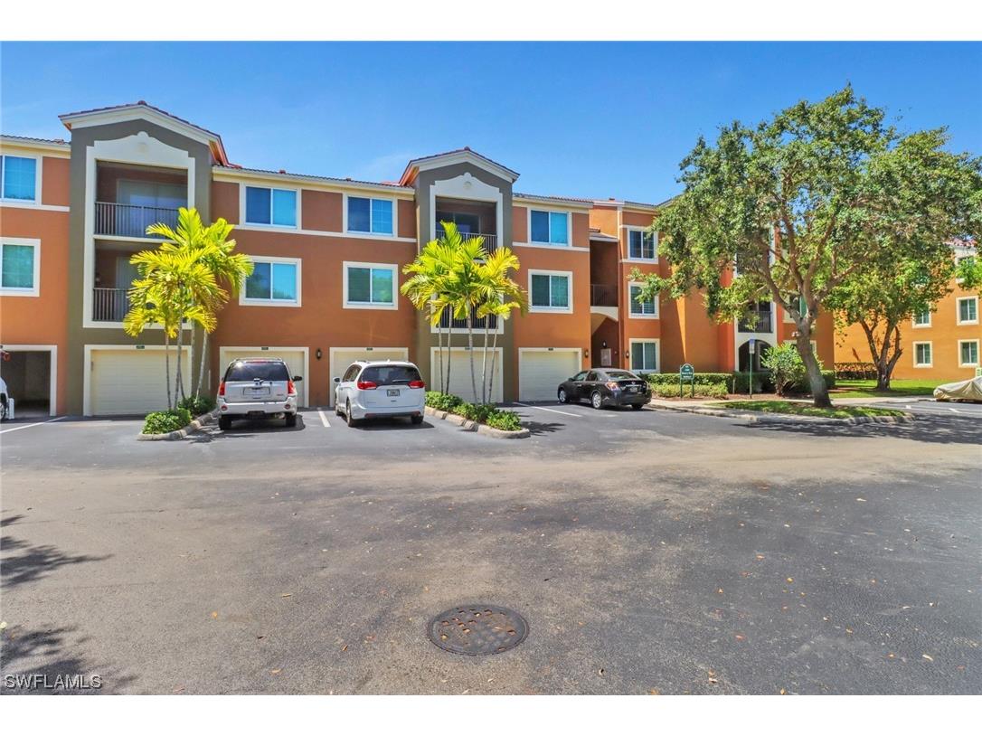 1205 Reserve Way #8-306 Naples FL 34105 223041352 image1