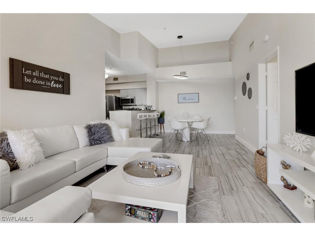 1205 Reserve Way #8-308 Naples FL 34105 223035242 image1