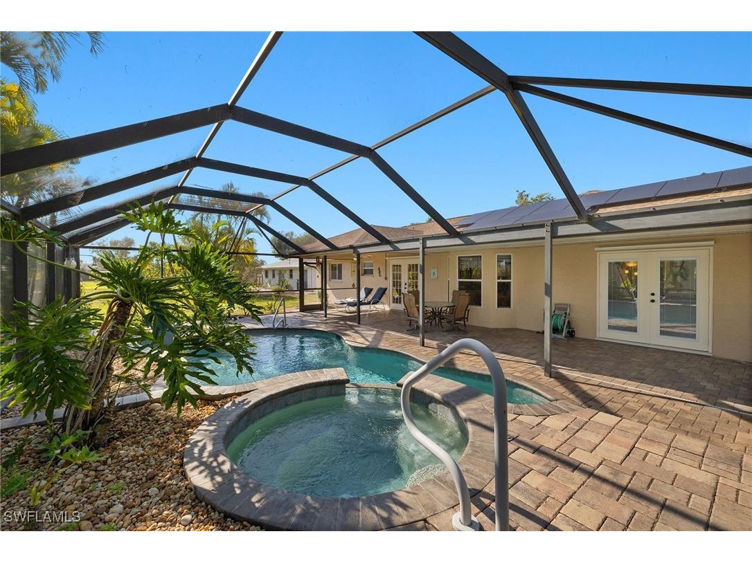 1205 SE 12th Lane Cape Coral FL 33990 225023404 image1