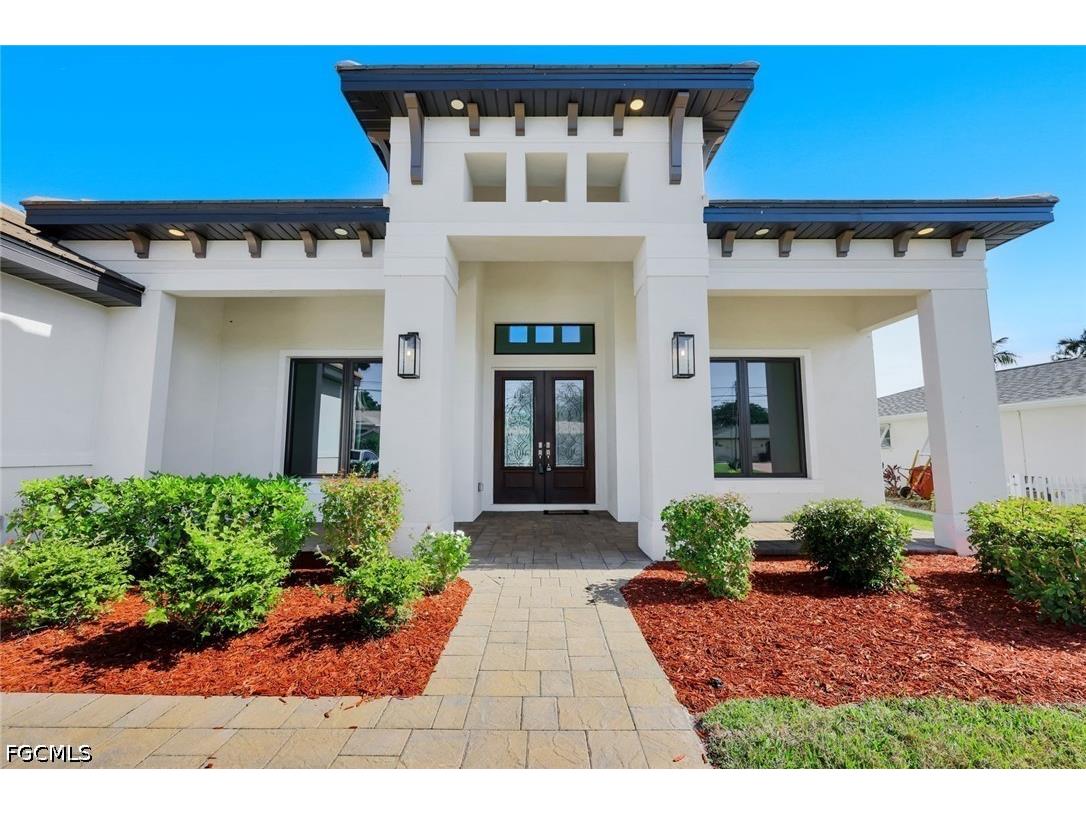 1205 SE 20th Court Cape Coral FL 33990 2026014010 image1