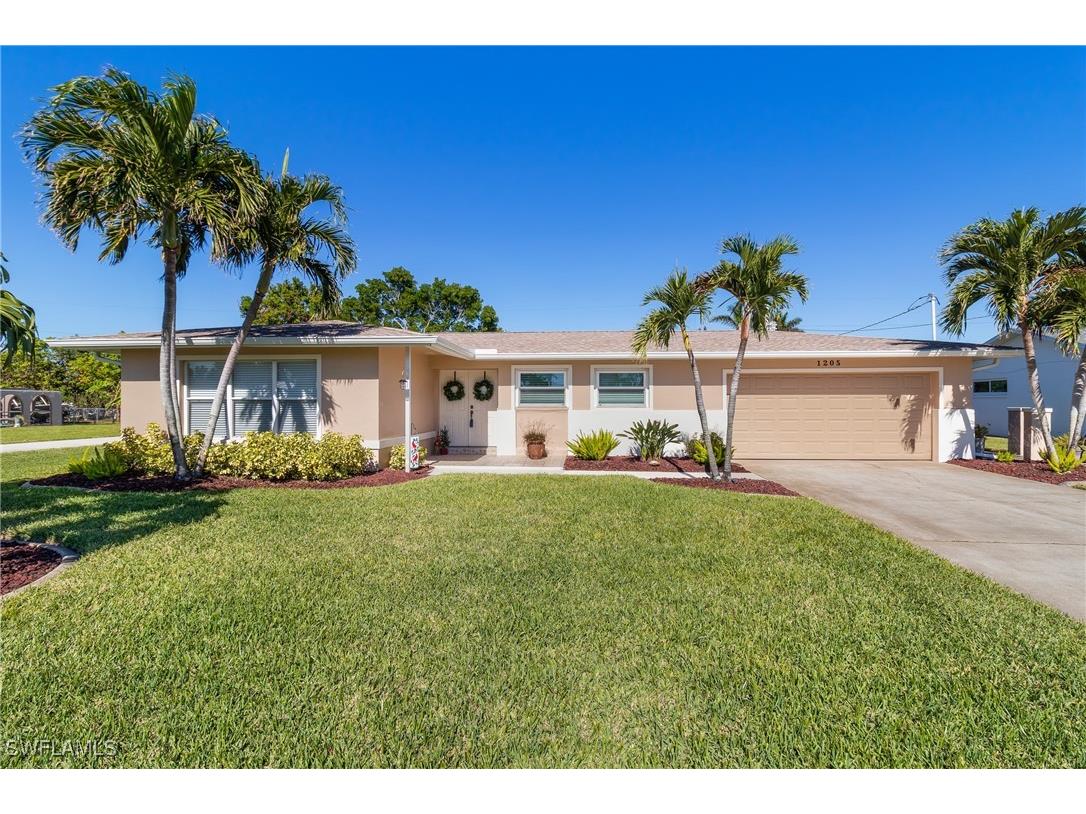 1205 SE 35th Terrace Cape Coral FL 33904 224099253 image1