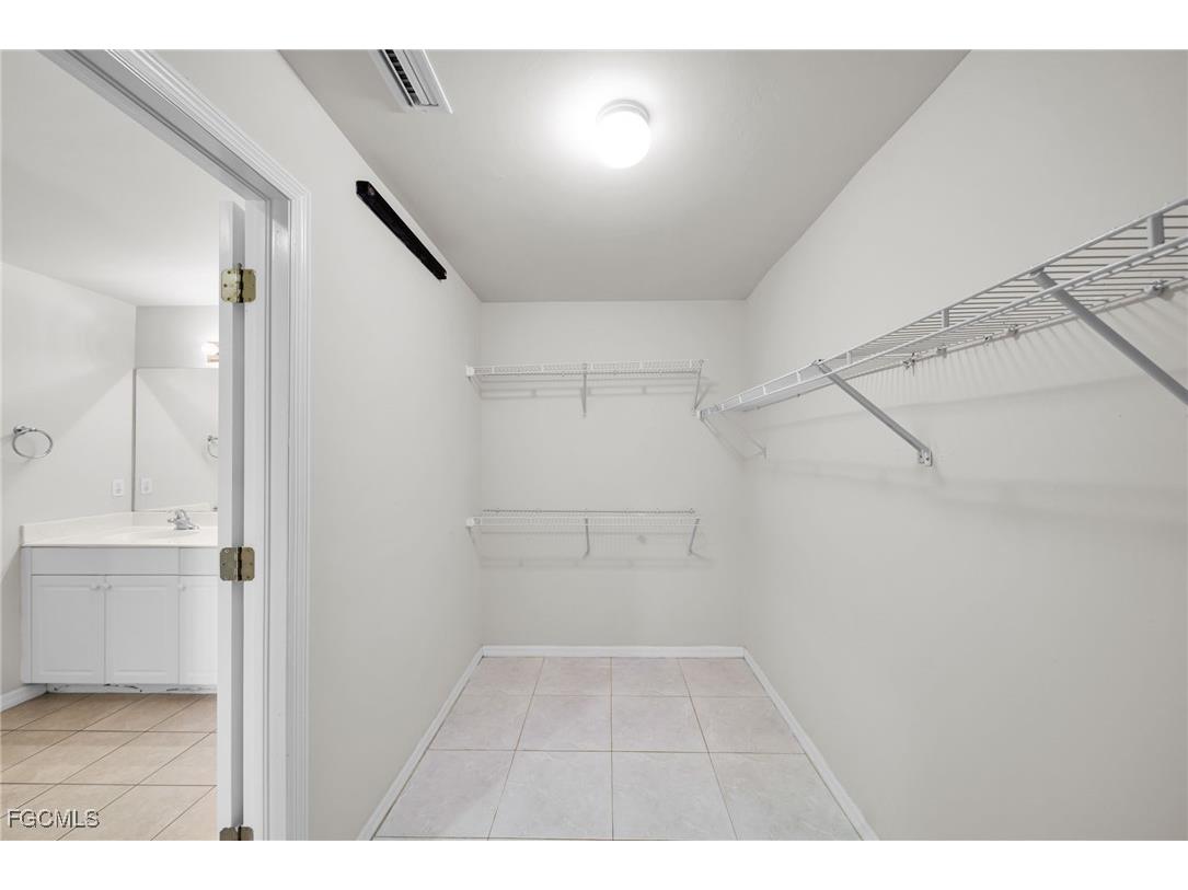 1205 SW 14th Terrace Cape Coral FL 33991 2025016118 image15