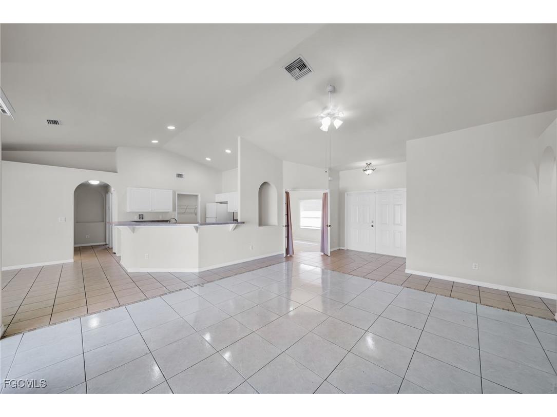 1205 SW 14th Terrace Cape Coral FL 33991 2025016118 image17