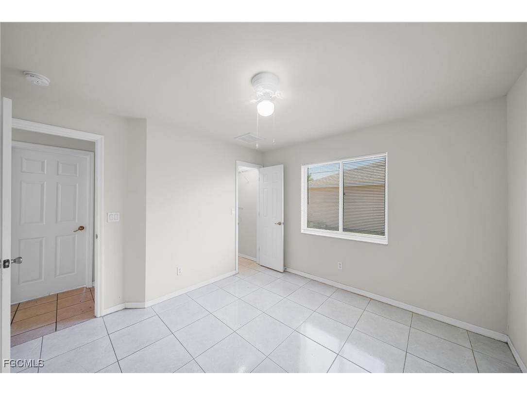1205 SW 14th Terrace Cape Coral FL 33991 2025016118 image19