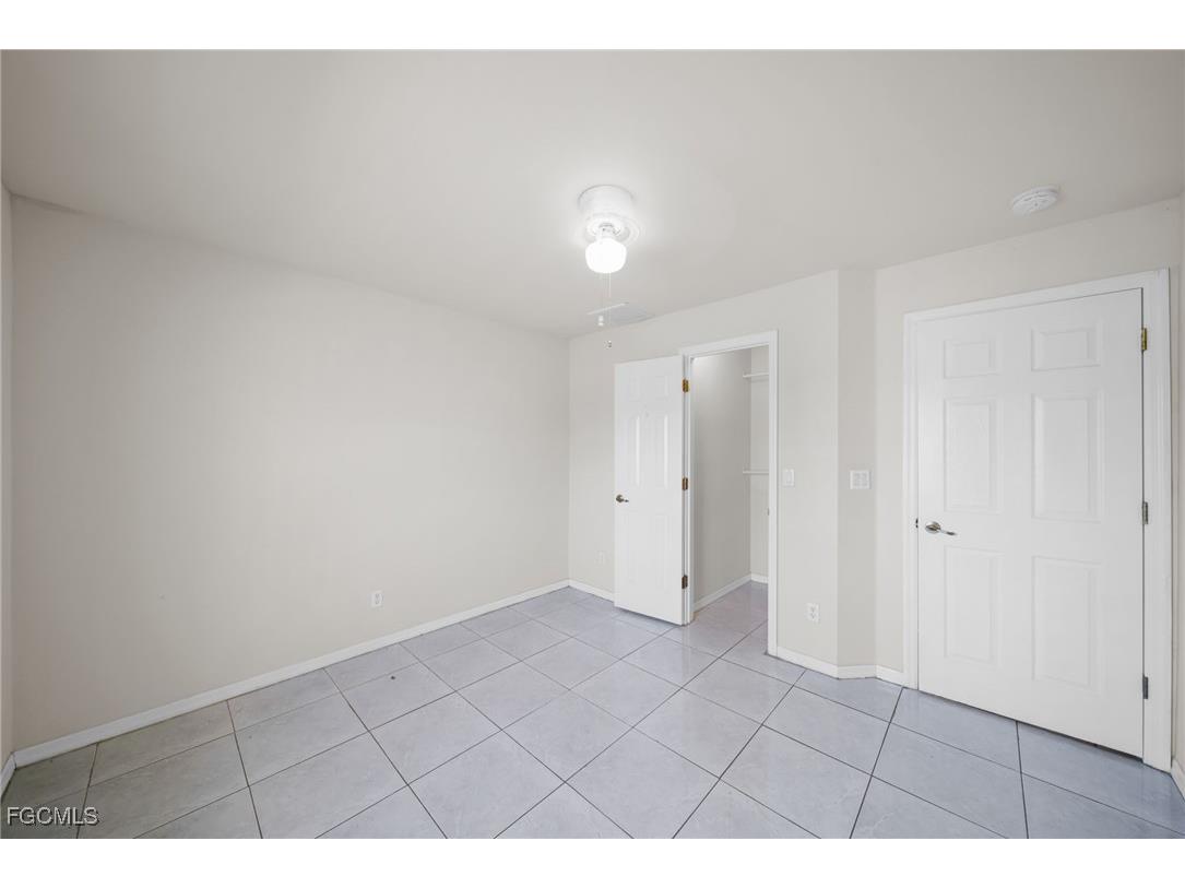 1205 SW 14th Terrace Cape Coral FL 33991 2025016118 image21