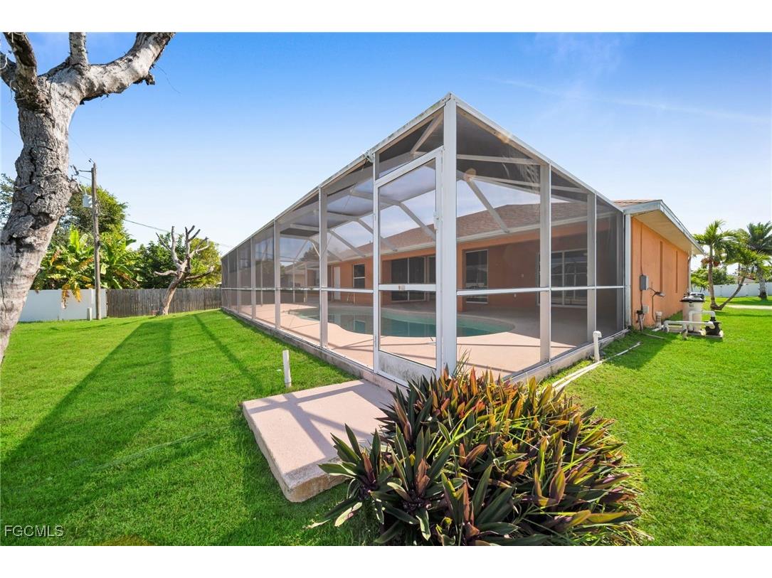 1205 SW 14th Terrace Cape Coral FL 33991 2025016118 image26