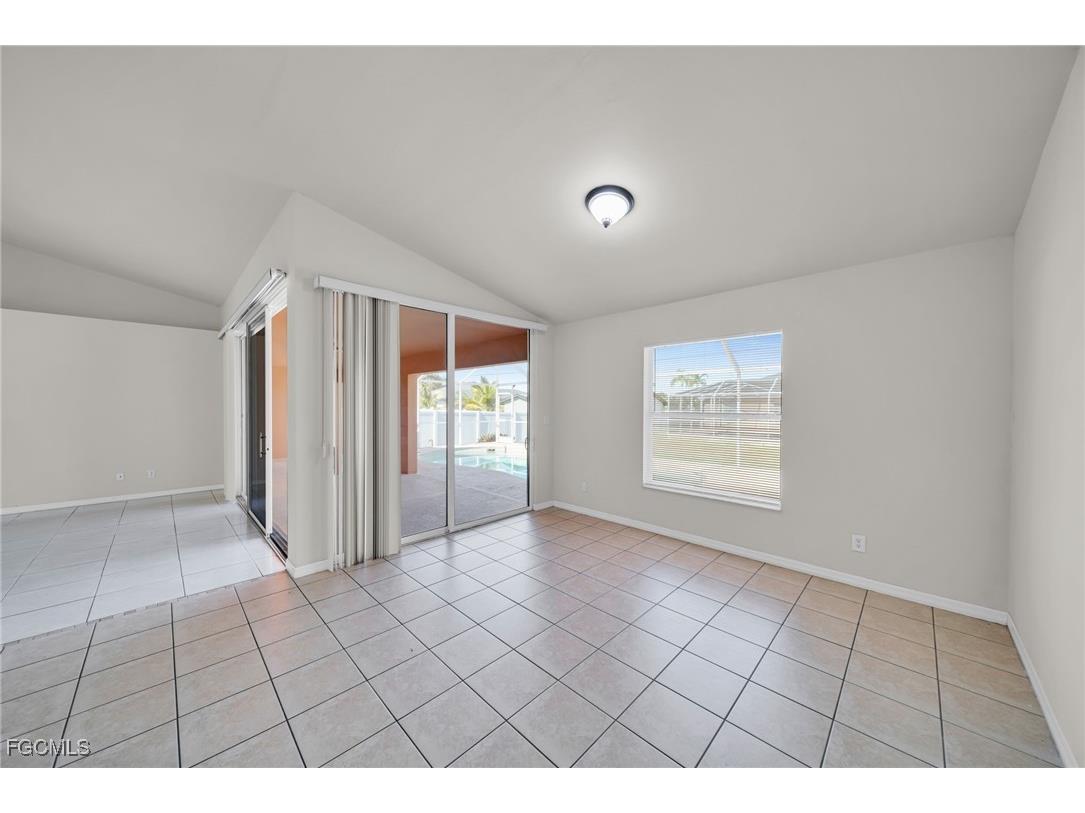1205 SW 14th Terrace Cape Coral FL 33991 2025016118 image4