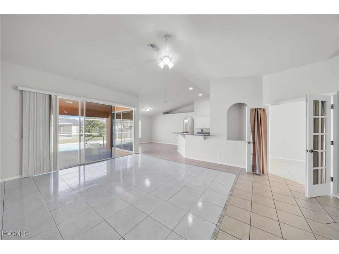 1205 SW 14th Terrace Cape Coral FL 33991 2025016118 image5