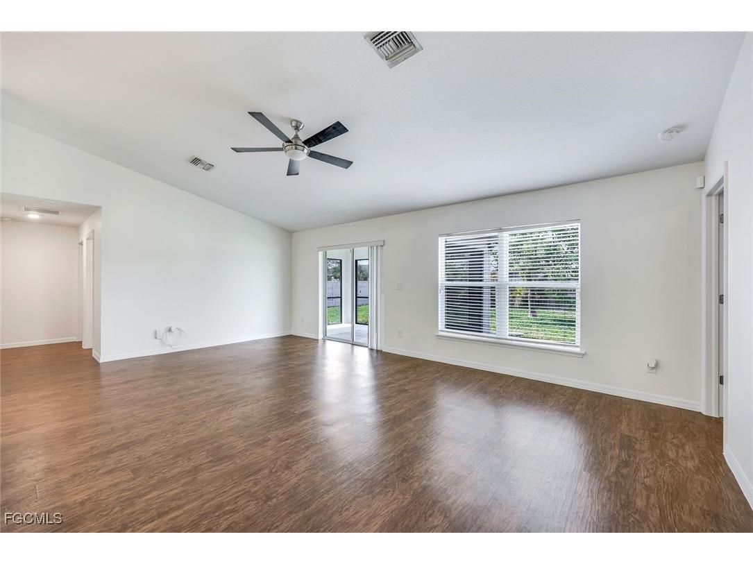 1205 SW 32nd Terrace Cape Coral FL 33914 2025023327 image11