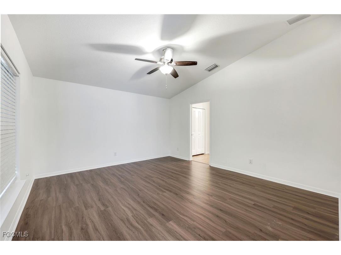 1205 SW 32nd Terrace Cape Coral FL 33914 2025023327 image21