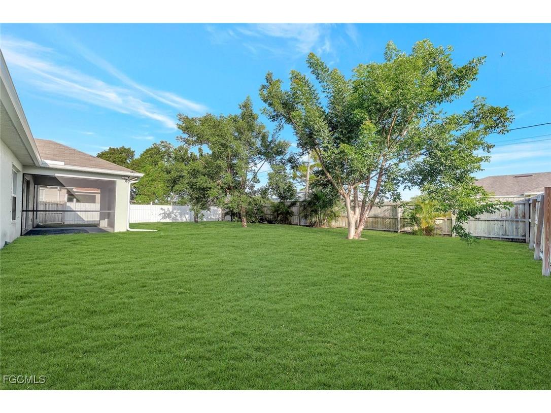 1205 SW 32nd Terrace Cape Coral FL 33914 2025023327 image22