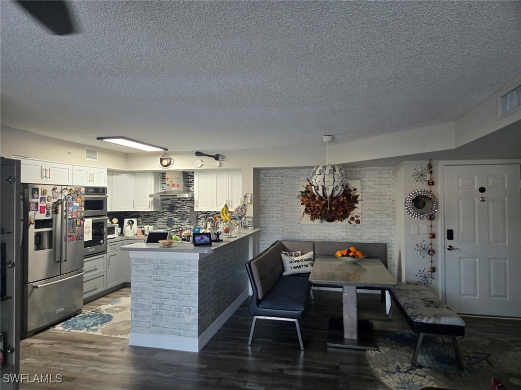 1205 Wildwood Lakes Blvd #206 Naples FL 34104 225026472 image5