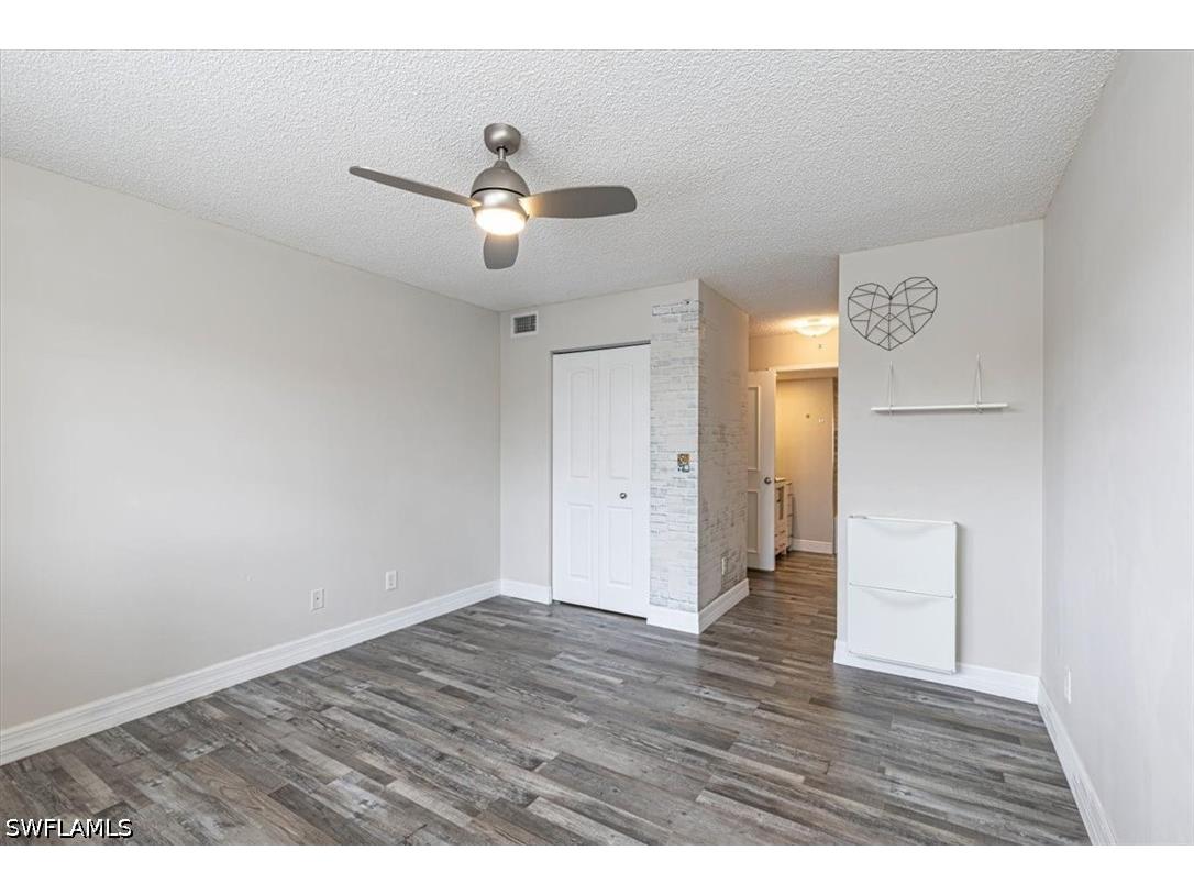 1205 Wildwood Lakes Boulevard #206 Naples FL 34104 226024872 image10