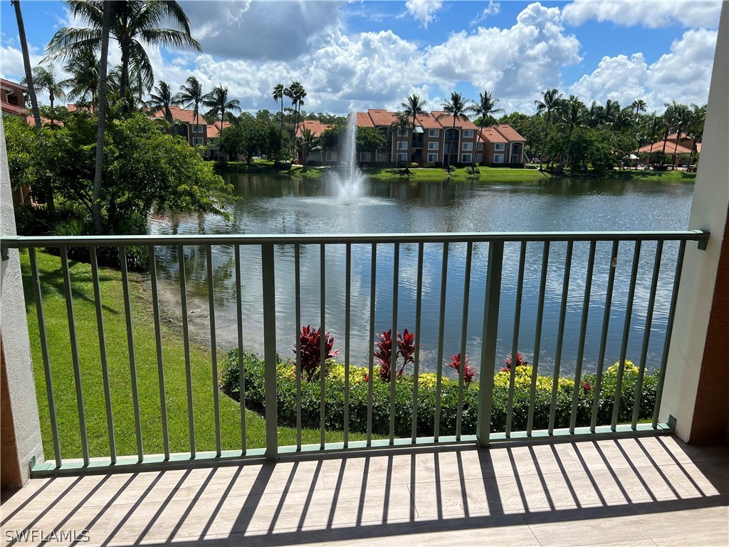 1205 Wildwood Lakes Boulevard #5-204 Naples FL 34104 226007468 image1