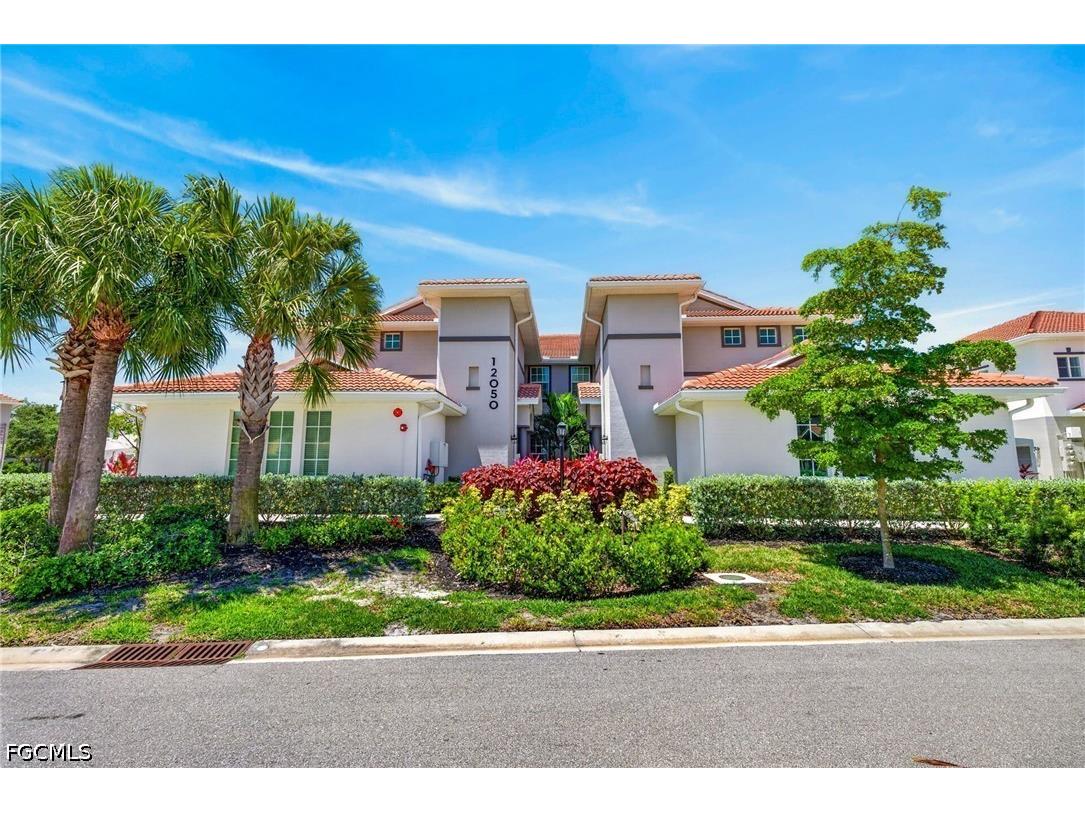 12050 Santaluz Drive #101 Fort Myers FL 33913 2026019841 image2