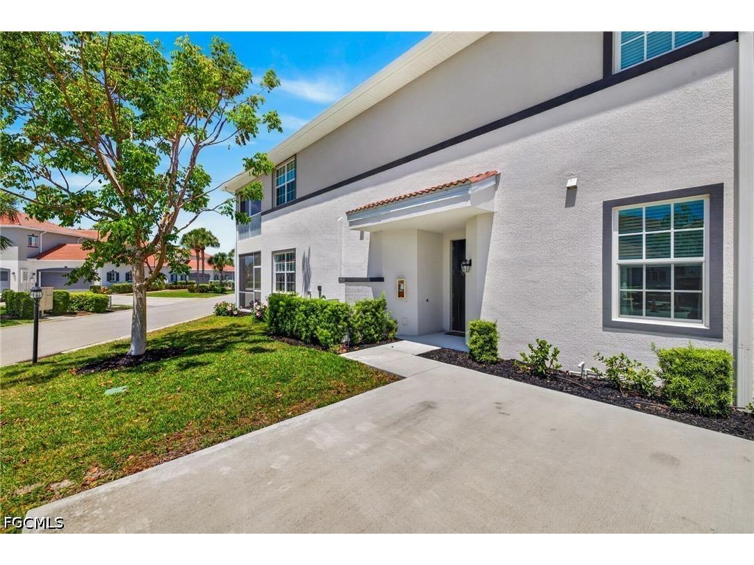 12050 Santaluz Drive #101 Fort Myers FL 33913 2026019841 image3