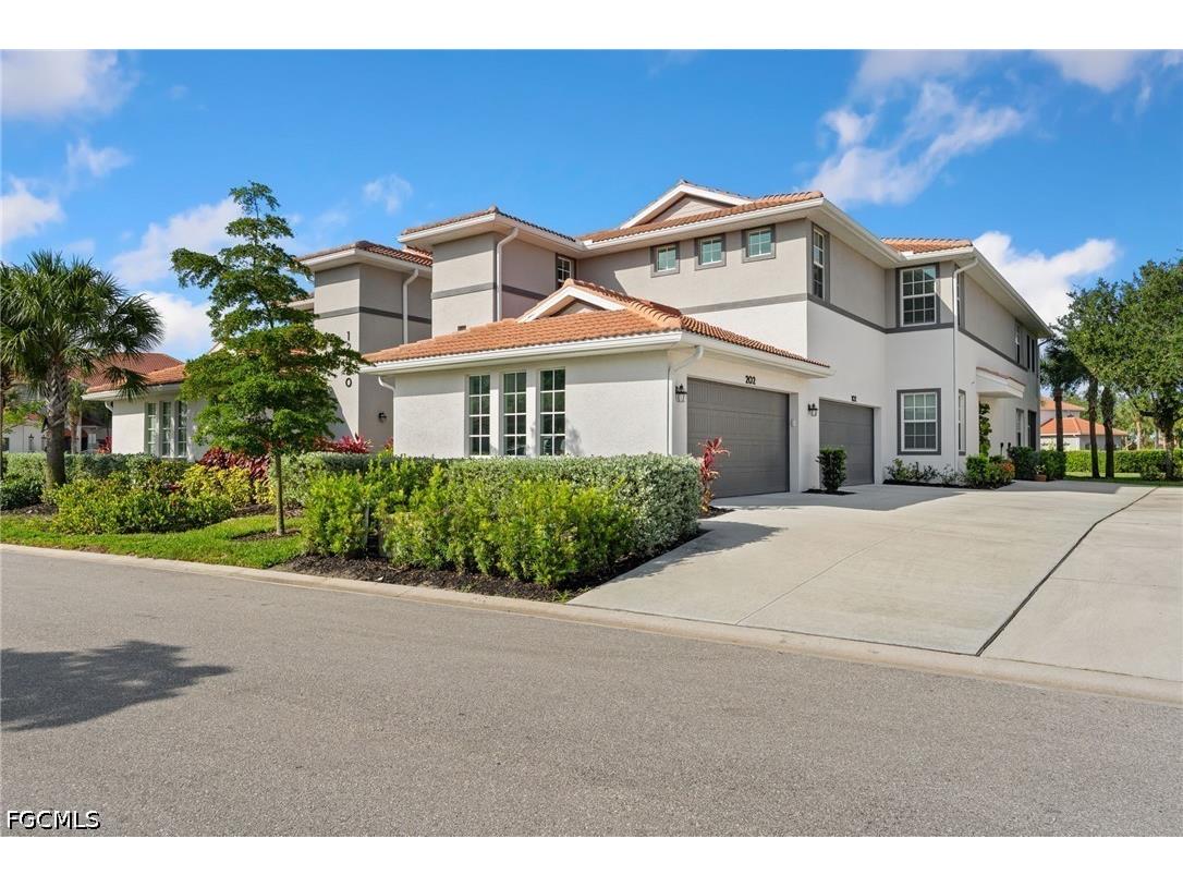 12050 Santaluz Drive #202 Fort Myers FL 33913 2026021352 image1