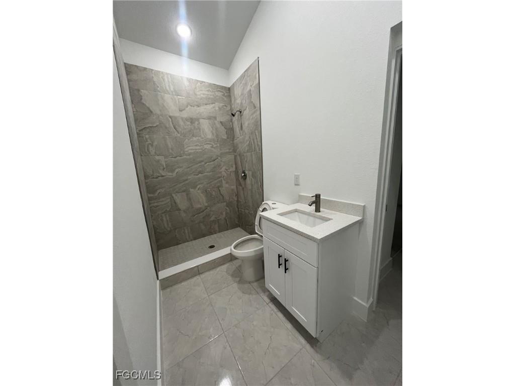 1206 Lake Avenue Lehigh Acres FL 33972 2025014617 image11