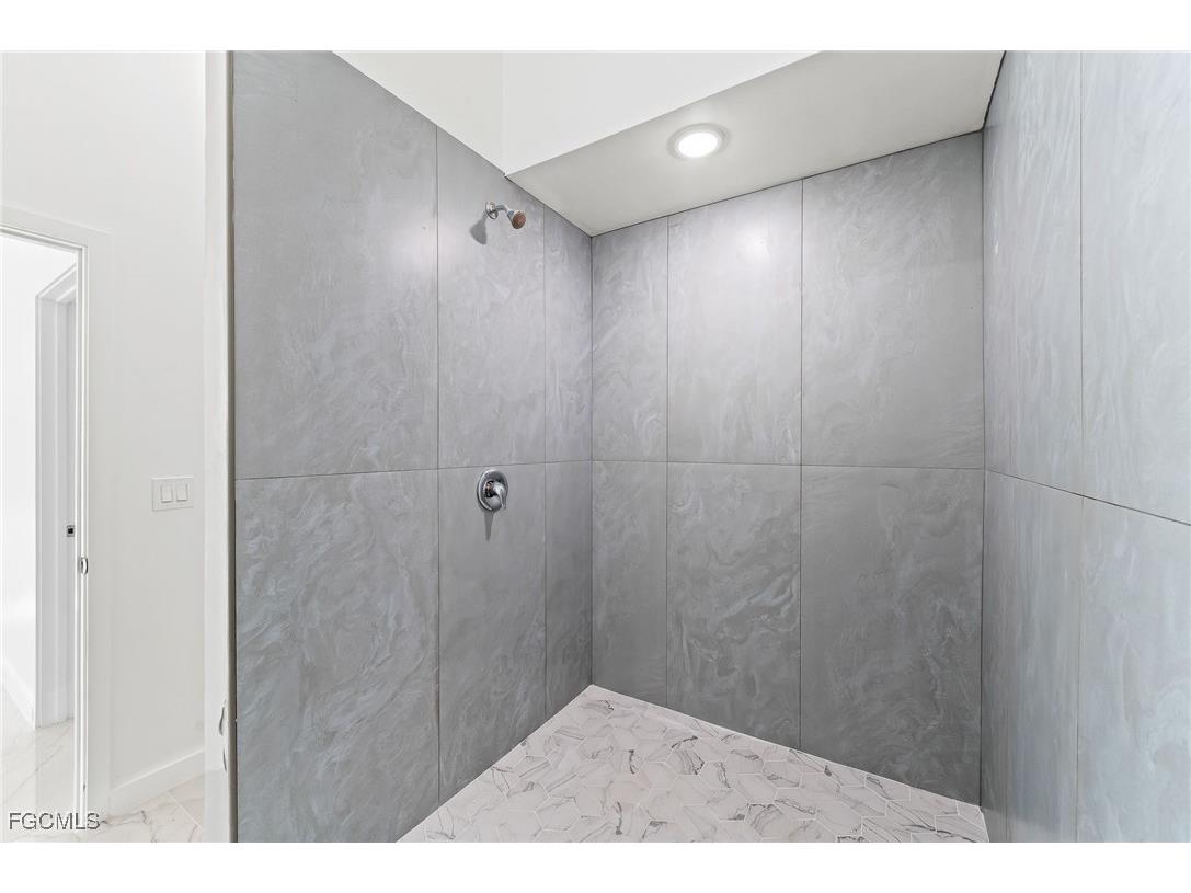 1206 Lake Avenue Lehigh Acres FL 33972 2025014617 image16