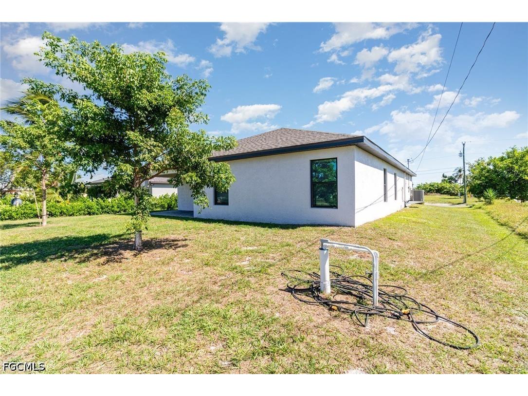 1206 NE 13th Place Cape Coral FL 33909 2026019815 image6