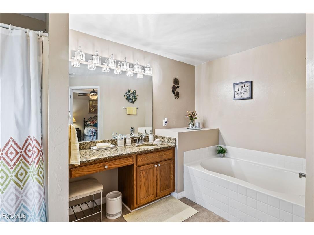 1206 NW 22nd Avenue Cape Coral FL 33993 2025018946 image28