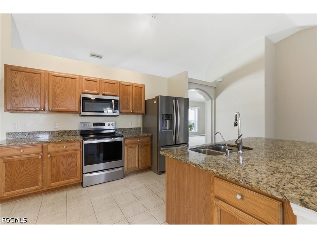 1206 NW 22nd Avenue Cape Coral FL 33993 2026014355 image5