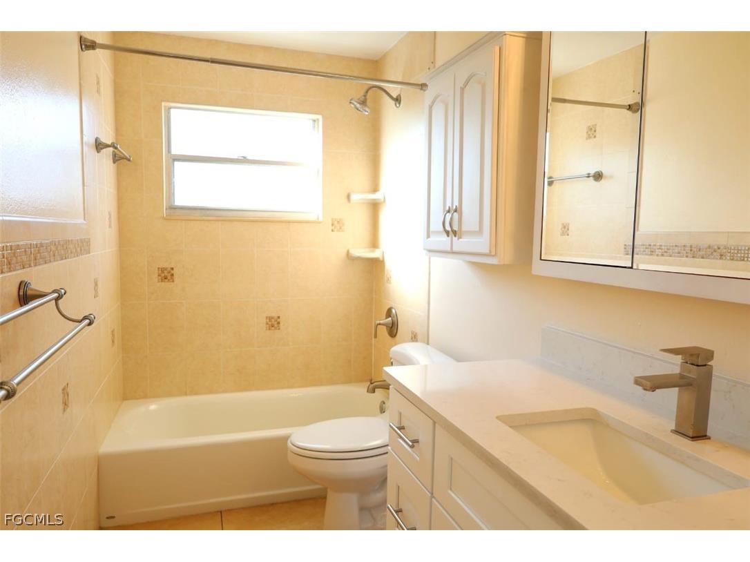 1206 SE 23rd Place Cape Coral FL 33990 2026001604 image13