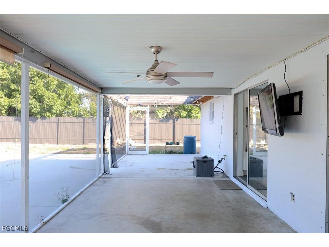 1206 SE 23rd Place Cape Coral FL 33990 2026001604 image18