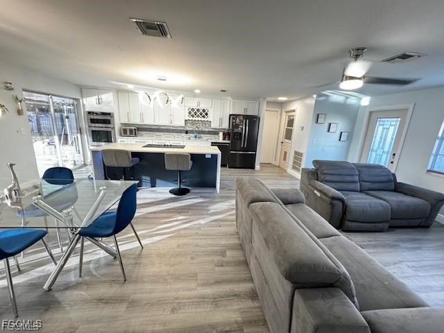 1206 SE 23rd Place Cape Coral FL 33990 2026001604 image23