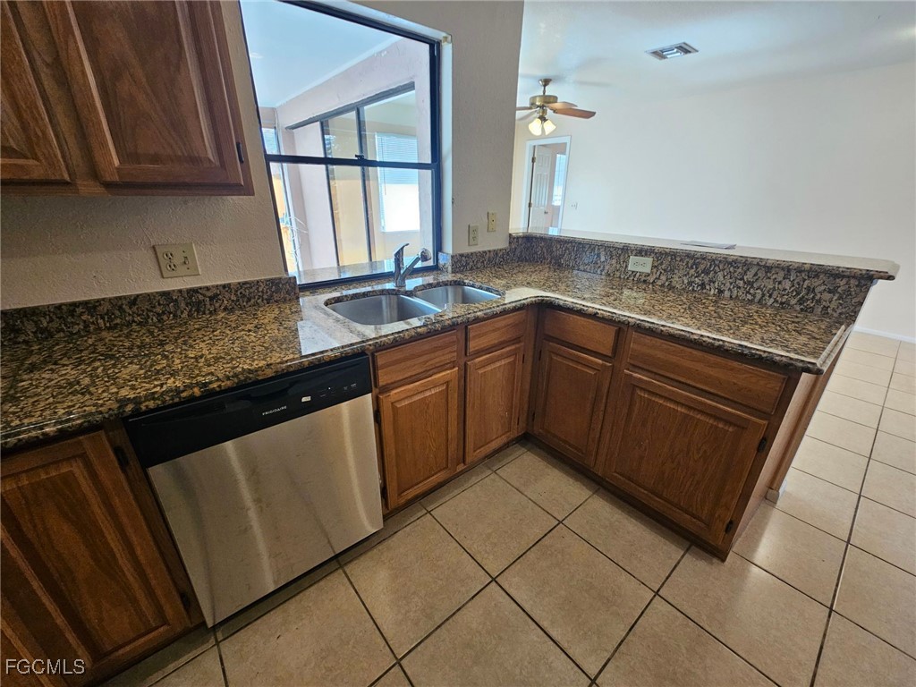 1206 SE 36th Terrace Cape Coral FL 33904 2025021046 image6