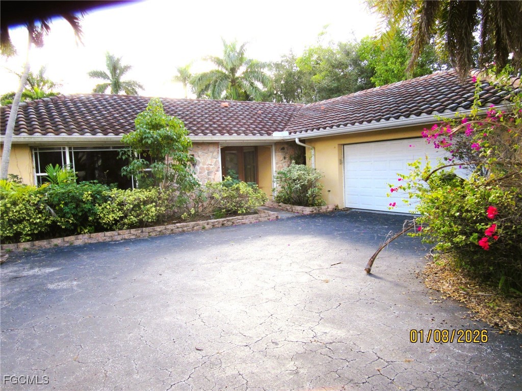 1206 Walden Drive Fort Myers FL 33901 2026002647 image1