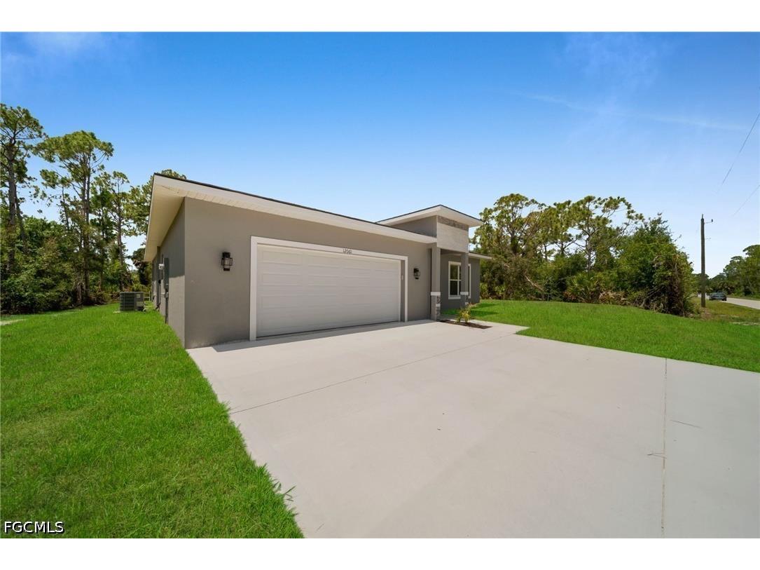 12061 Atoll Avenue Port Charlotte FL 33981 2026029016 image2