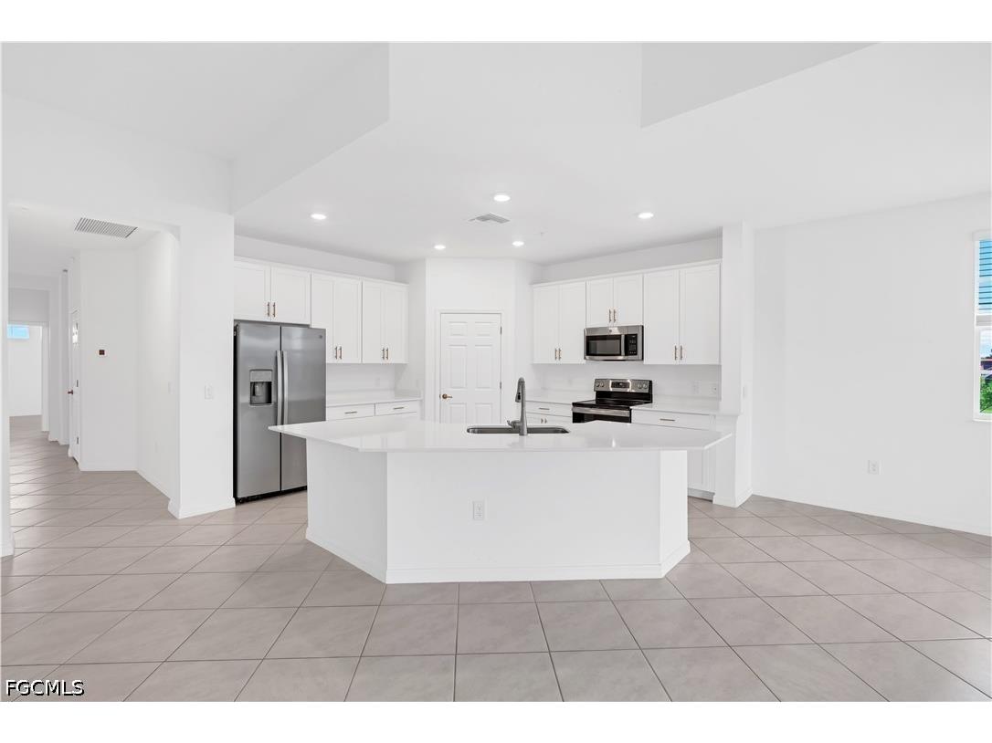 12061 Santaluz Drive #201 Fort Myers FL 33913 2026025199 image18