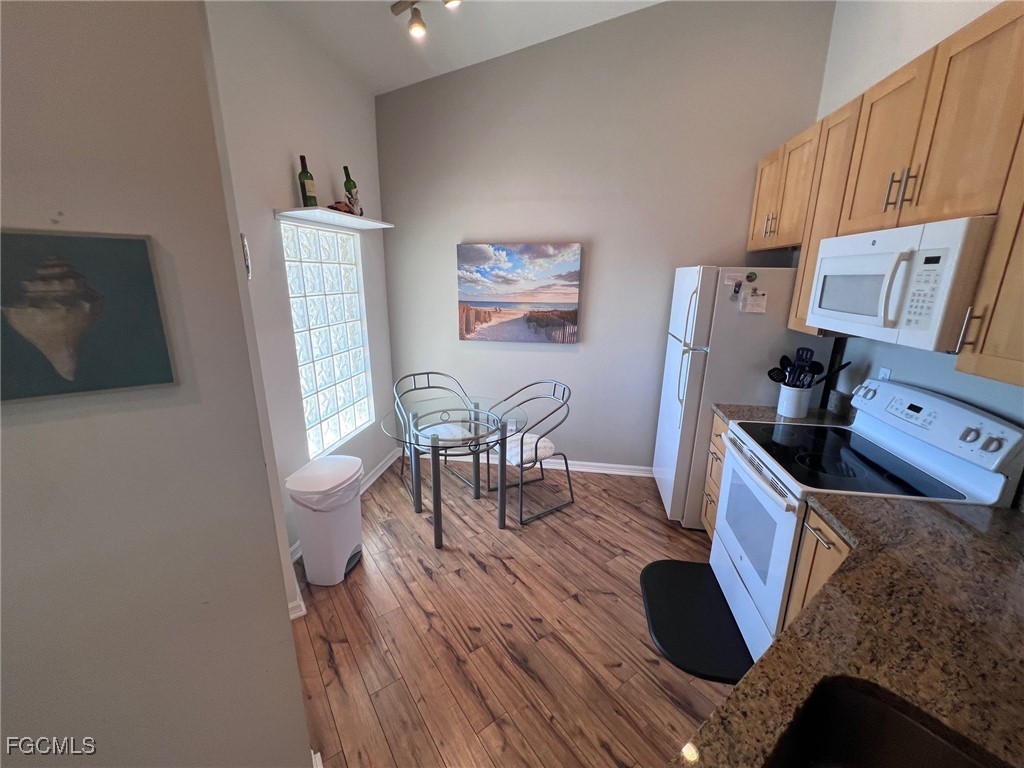 12061 Summergate Circle #204 Fort Myers FL 33913 2025016430 image4