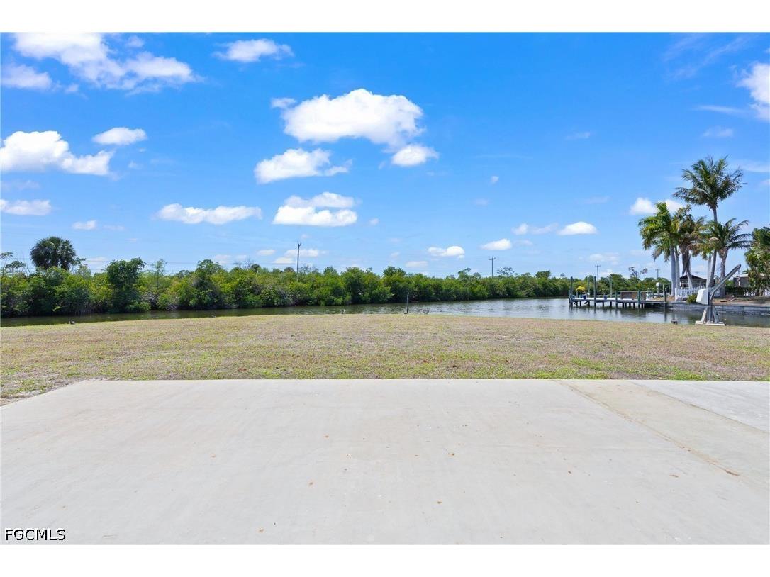 12065 Boat Shell Drive Matlacha Isles FL 33991 2026014031 image16
