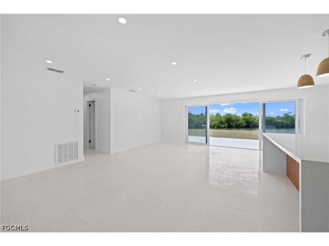 12065 Boat Shell Drive Matlacha Isles FL 33991 2026014031 image3