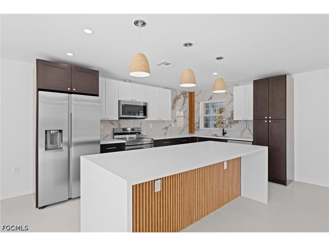12065 Boat Shell Drive Matlacha Isles FL 33991 2026014031 image6