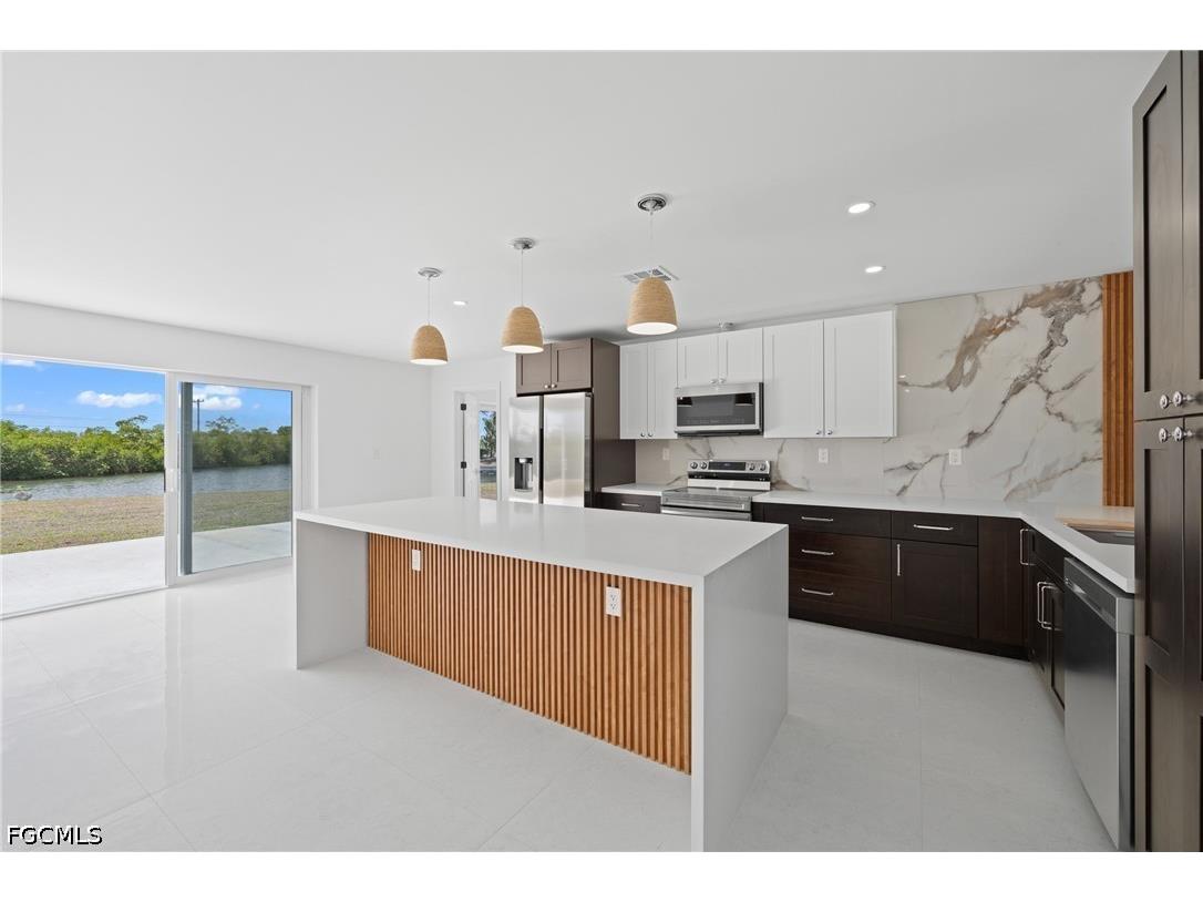 12065 Boat Shell Drive Matlacha Isles FL 33991 2026014031 image7